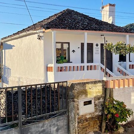 My Grandmas A Casa Das Avos Vale de Figueira エクステリア 写真